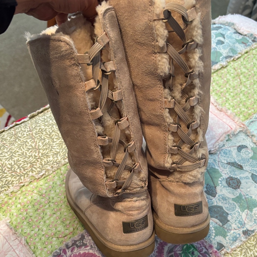 UGG Women's Beige Lace-Up Winter Boots
